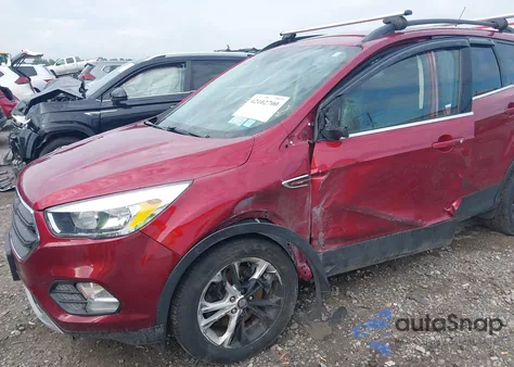 2018 Ford Escape Se z USA, uszkodzony, nr VIN 1FMCU9GD5JUD40586